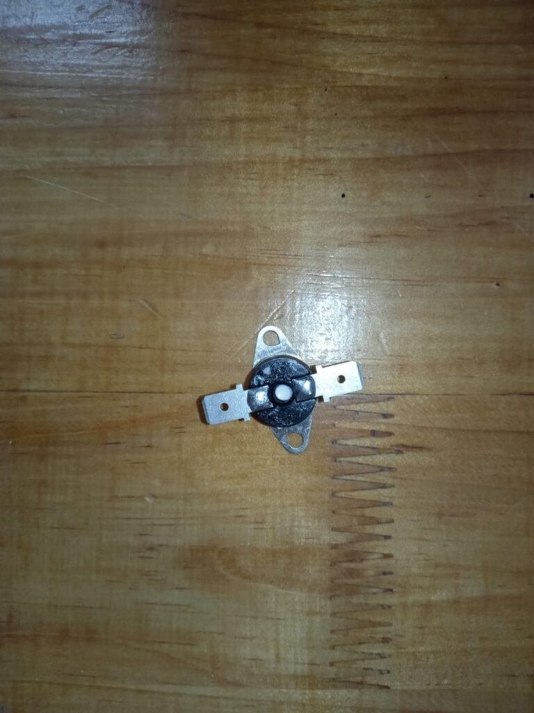 whatsapp image 2025-01-21 at 11.44.11_4e19506d. WW Thermostat 240V / Thermal switch WW 4000