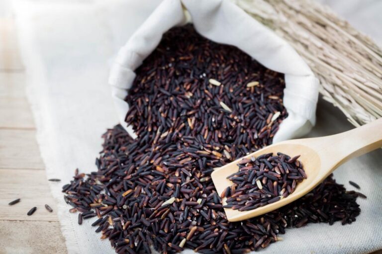 dry-grains-of-purple-and-black-rice. Black Purple Rice 500g
