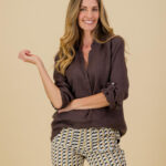 a8f2af80-866d-452e-9476-43777a348472. Woman LINEN TAB SHIRT